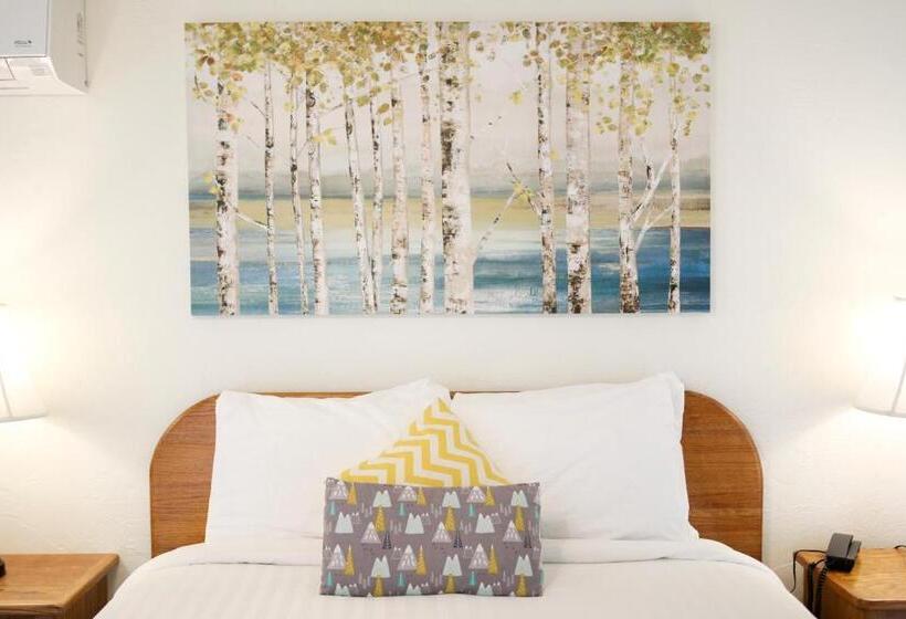 فندق Buckeye Tree Lodge