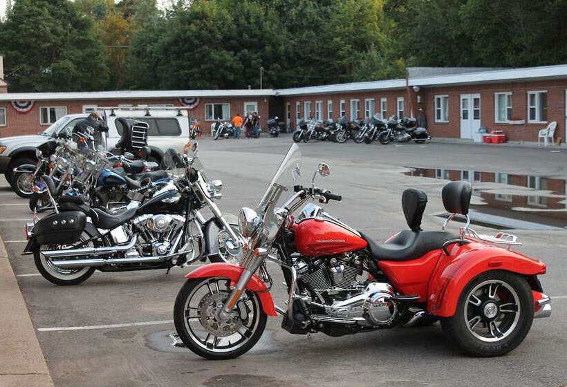 فندق Budget Host Crestview Inn