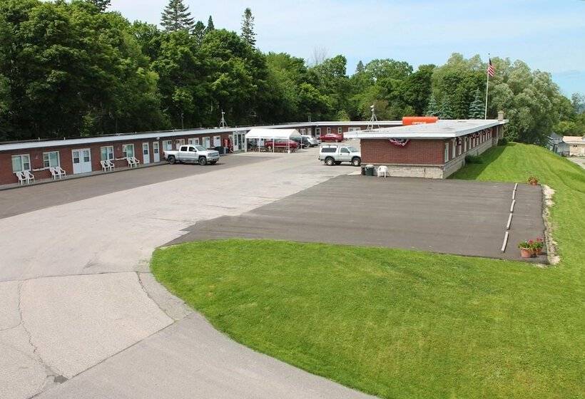 فندق Budget Host Crestview Inn