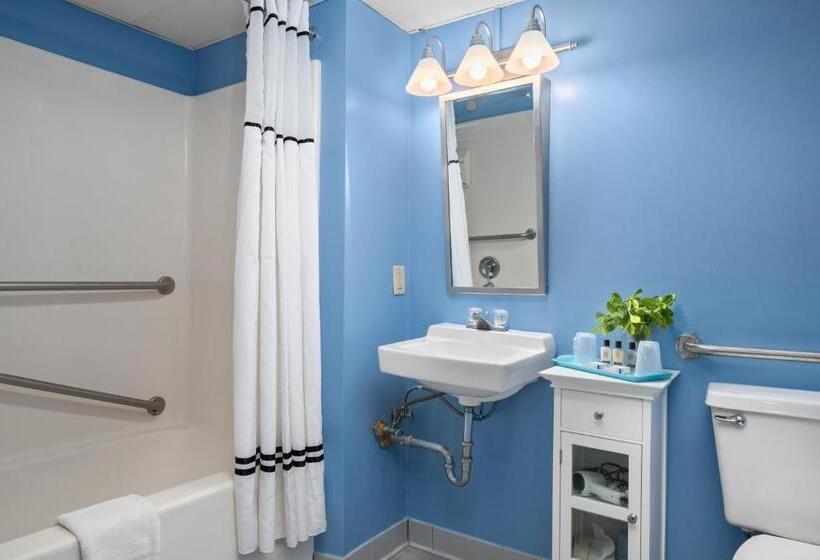 هتل Cayman Suites