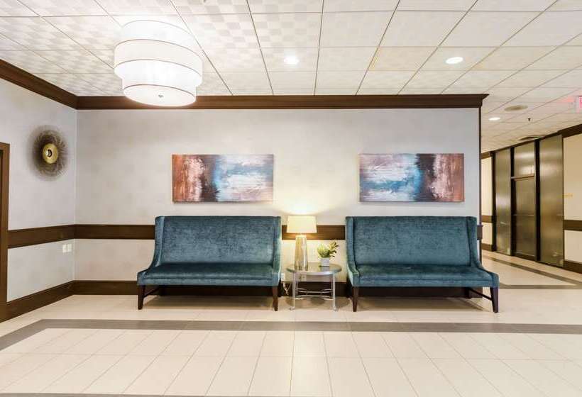 בית מלון כפרי Clarion  And Aqua Lagoon Waterpark