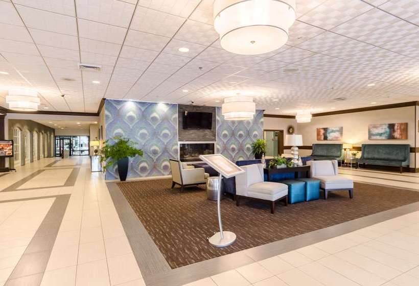 בית מלון כפרי Clarion  And Aqua Lagoon Waterpark