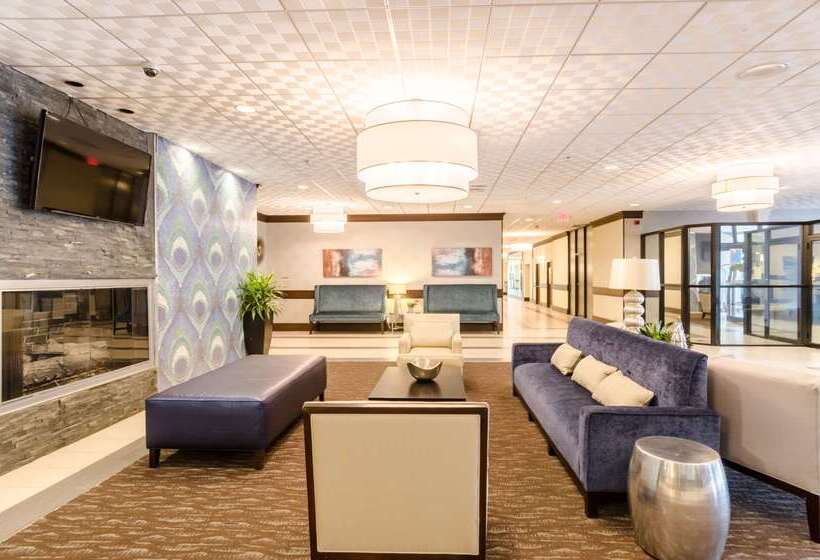 בית מלון כפרי Clarion  And Aqua Lagoon Waterpark