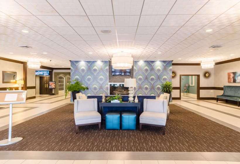 هتل Clarion  And Aqua Lagoon Waterpark