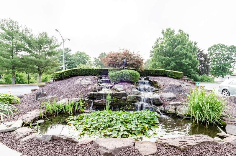 בית מלון כפרי Clarion  And Aqua Lagoon Waterpark