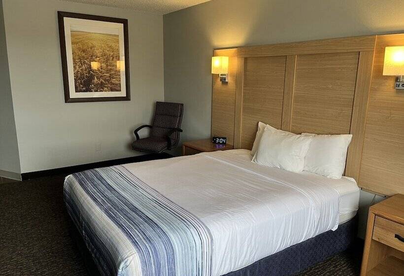 호텔 Days Inn & Suites By Wyndham Williamsburg Ia North