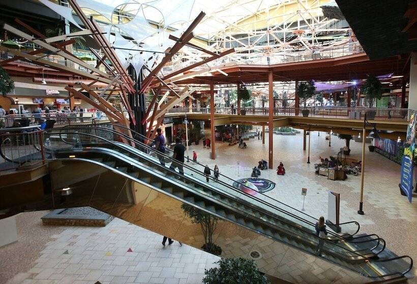 בית מלון כפרי Crowne Plaza Syracuse, An Ihg