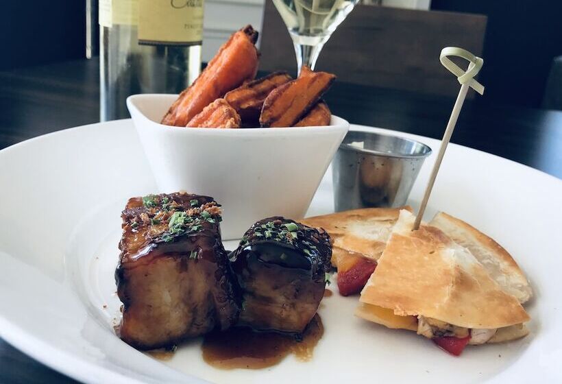 בית מלון כפרי Crowne Plaza Syracuse, An Ihg