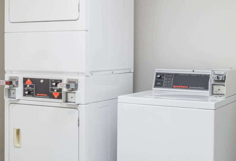 酒店 Days Inn By Wyndham Bedford