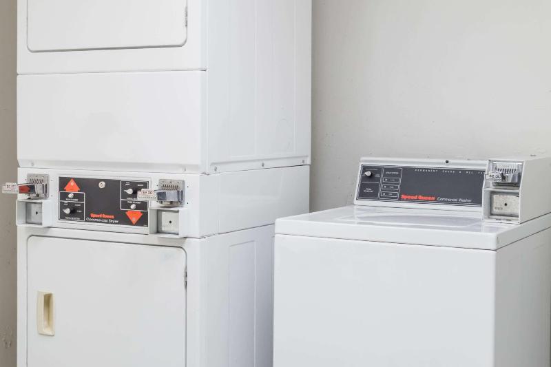 酒店 Days Inn By Wyndham Bedford