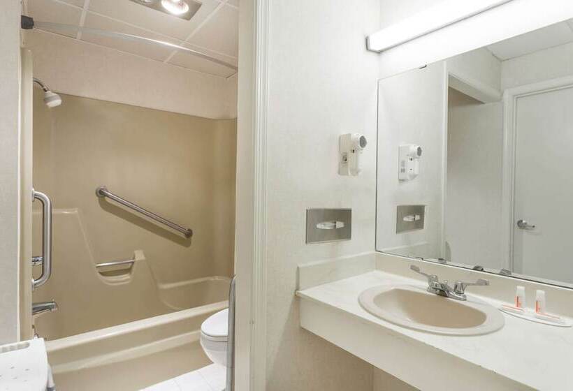 酒店 Days Inn By Wyndham Bedford