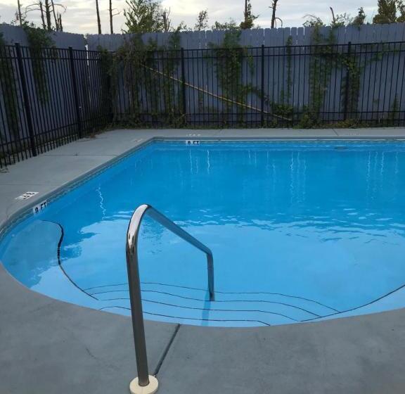 호텔 Days Inn By Wyndham Panama City