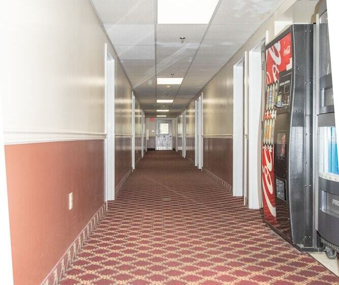 ホテル Eastbrook Inn