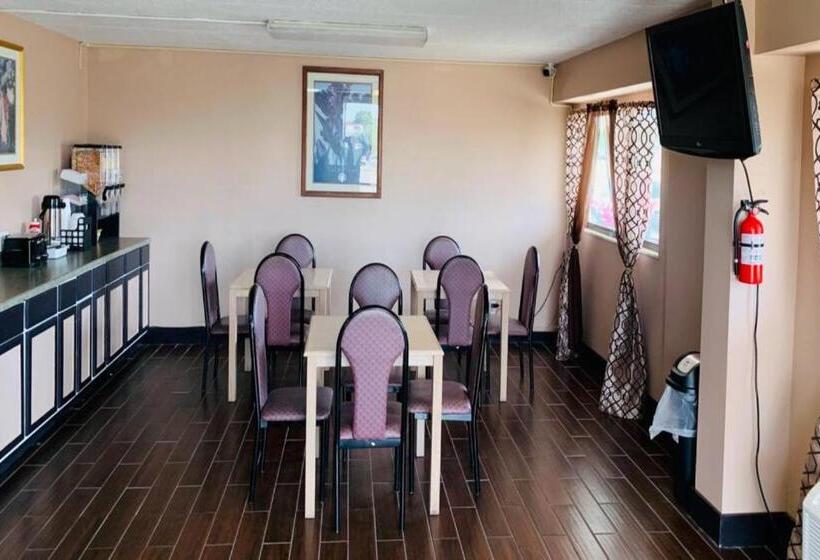 בית מלון כפרי Economy Inn Of Holland