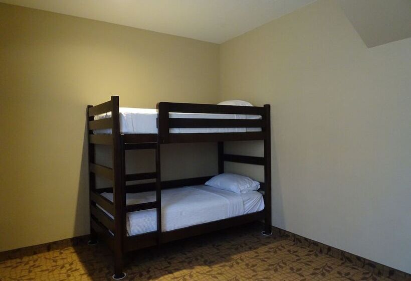 בית מלון כפרי Holiday Inn Express Springdale   Zion National Park Area, An Ihg