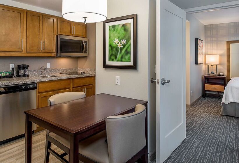 בית מלון כפרי Homewood Suites By Hilton St. Louis Westport