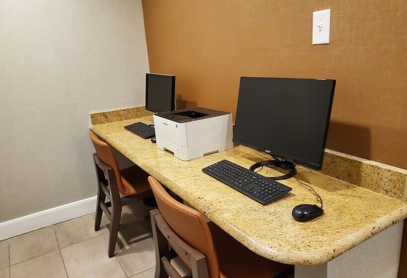 Отель Es Park 10