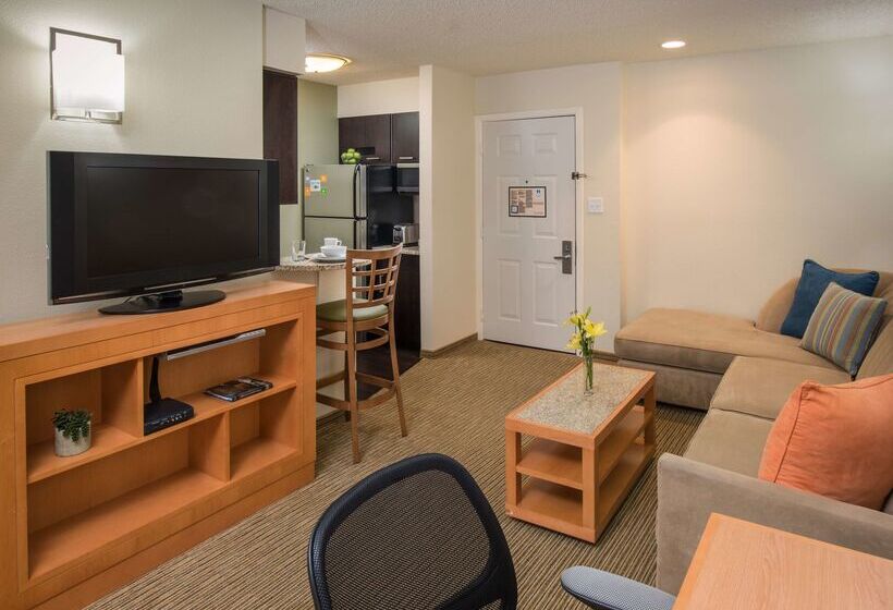 Отель Es Park 10