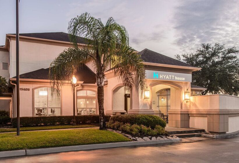 Отель Es Park 10