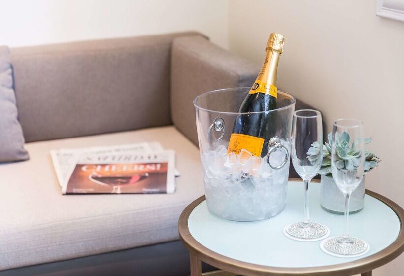 Mosaic Hotel Beverly Hills