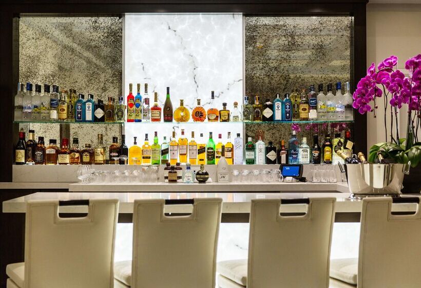 Mosaic Hotel Beverly Hills