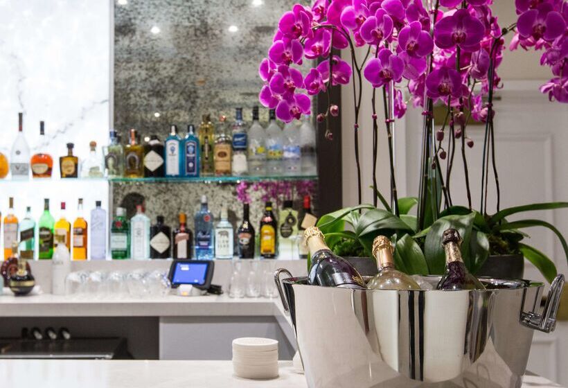 Mosaic Hotel Beverly Hills