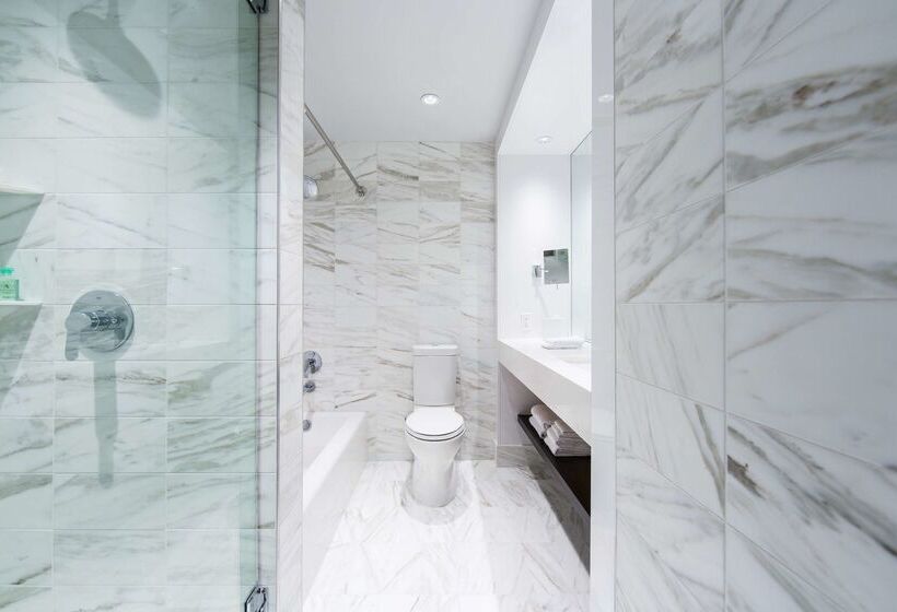 Mosaic Hotel Beverly Hills