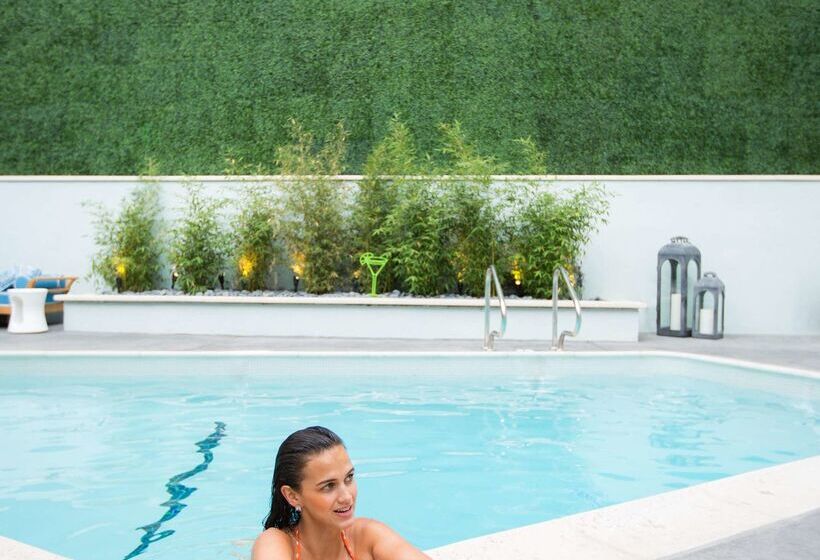 Mosaic Hotel Beverly Hills