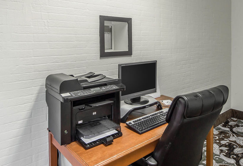 The Emerald House Hotel