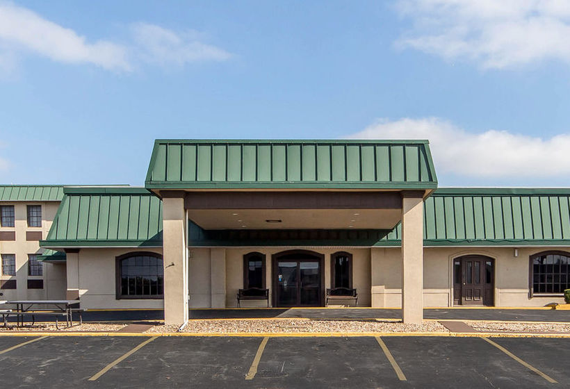 The Emerald House Hotel