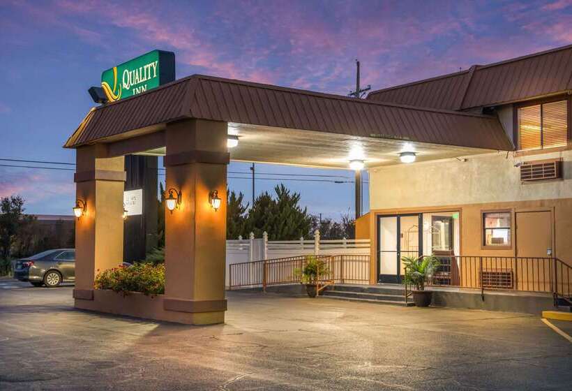 فندق Quality Inn