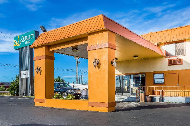 فندق Quality Inn