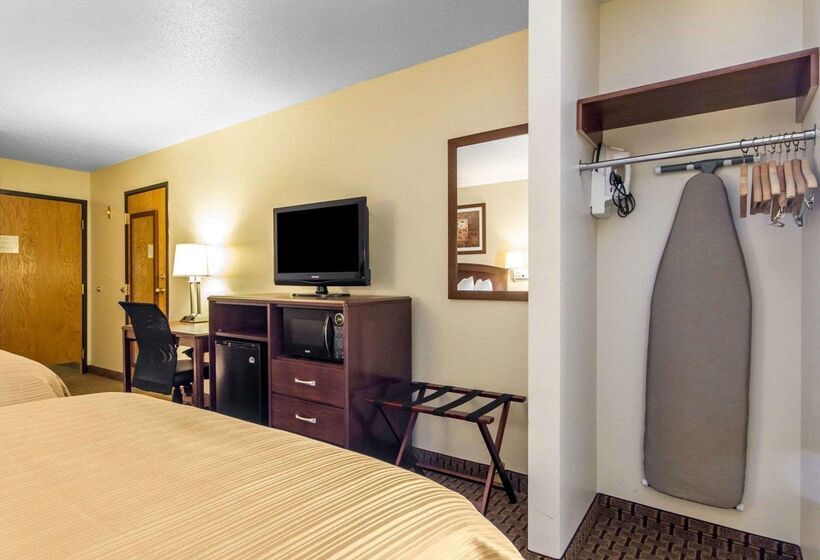 فندق Quality Inn