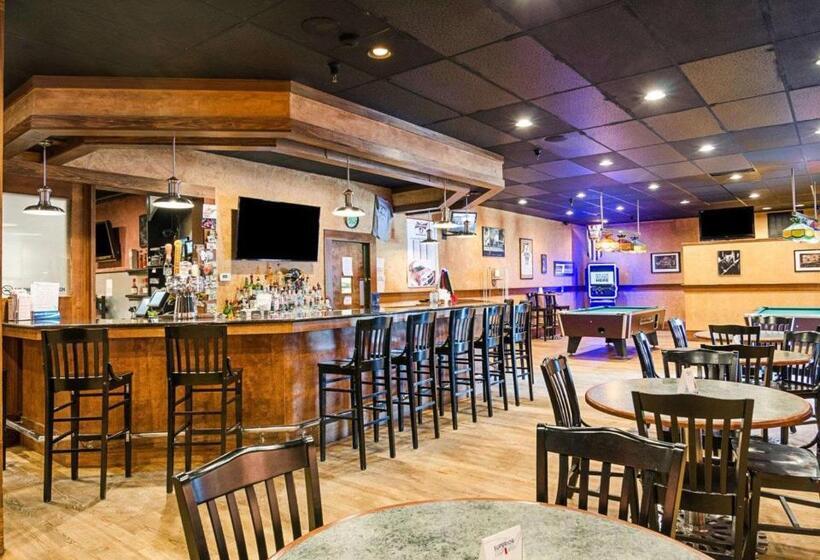 فندق Quality Inn