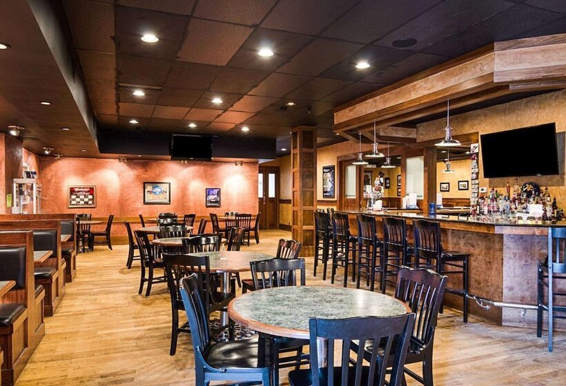 فندق Quality Inn