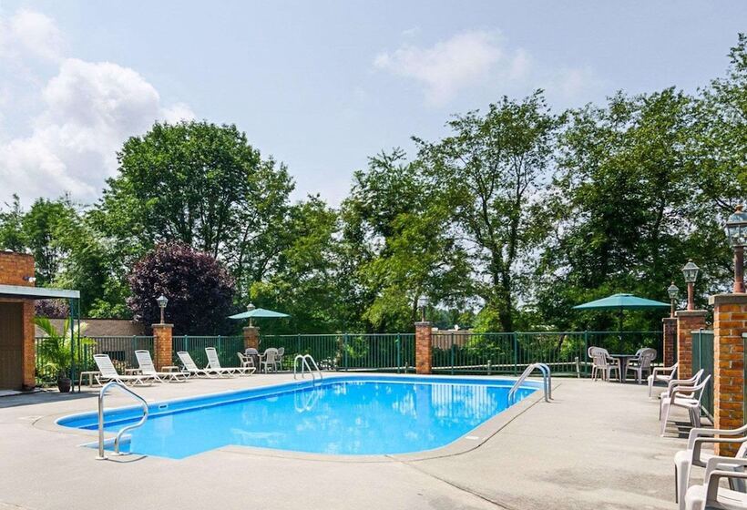 فندق Quality Inn