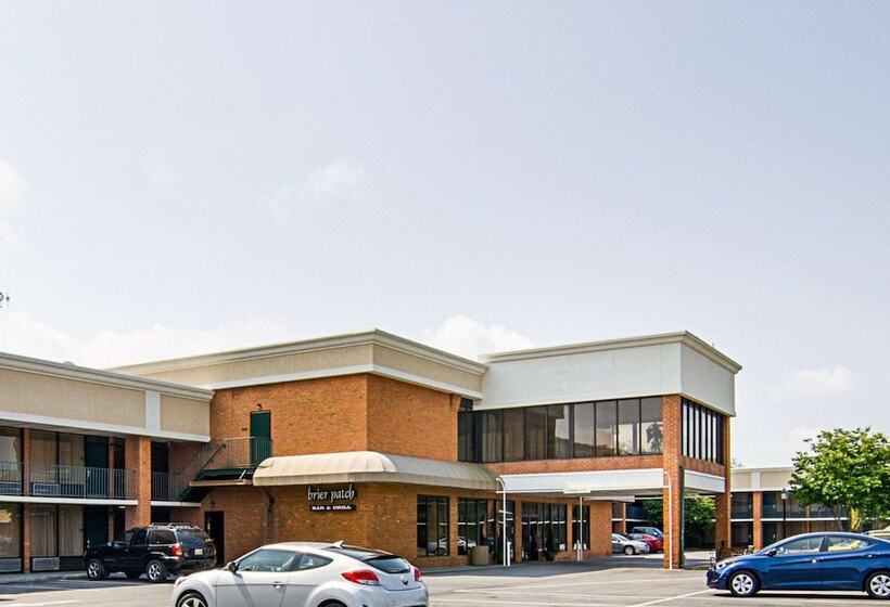 فندق Quality Inn