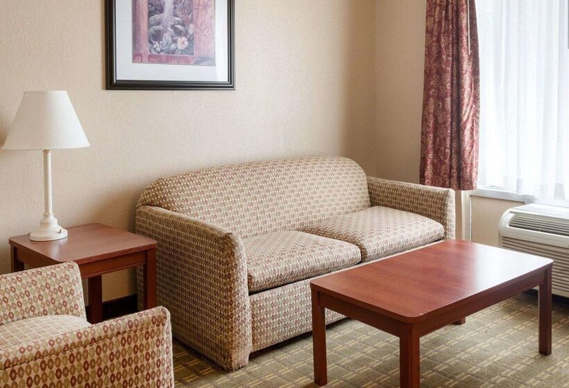 בית מלון כפרי Quality Inn Louisville