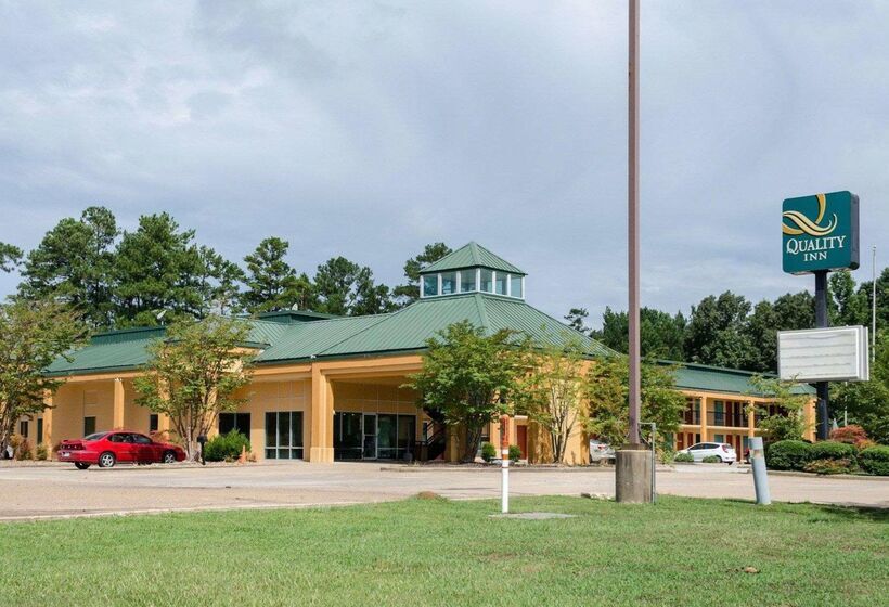 בית מלון כפרי Quality Inn Louisville