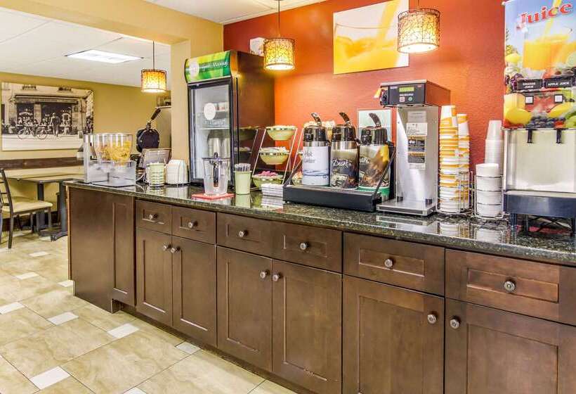 فندق Quality Inn