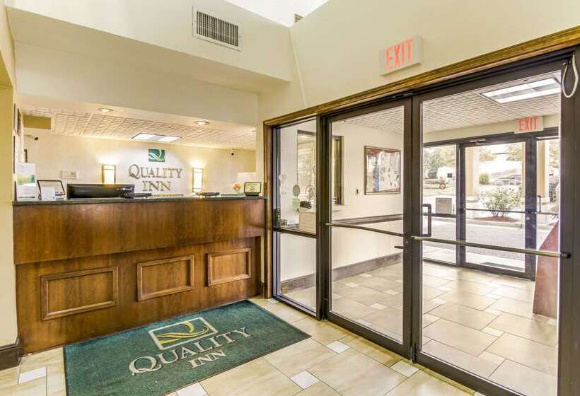 فندق Quality Inn