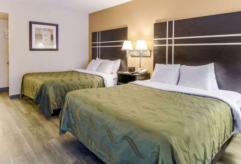 호텔 Quality Inn