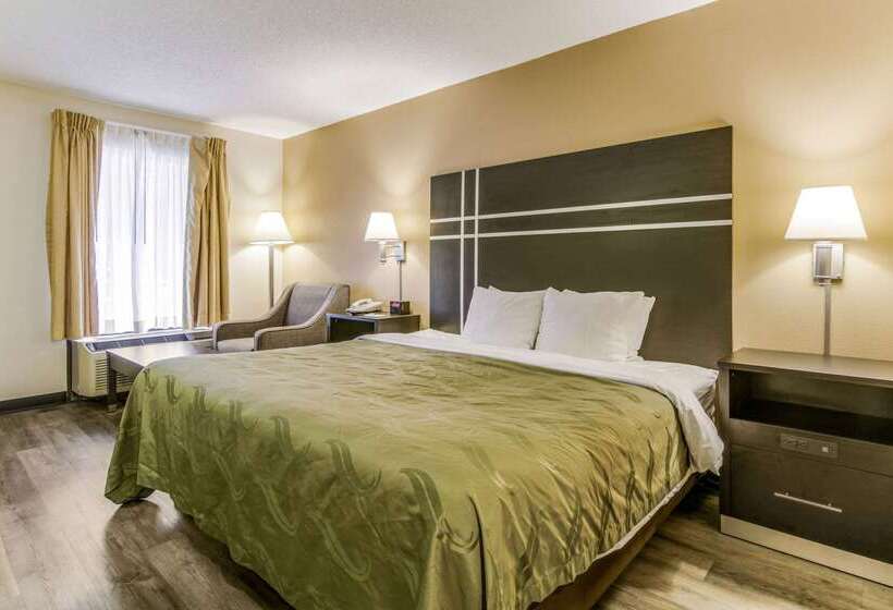 فندق Quality Inn