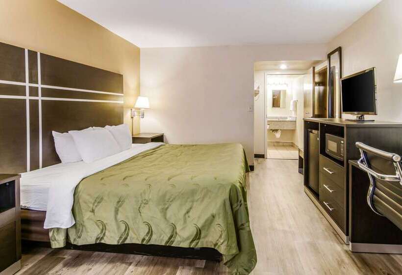 فندق Quality Inn