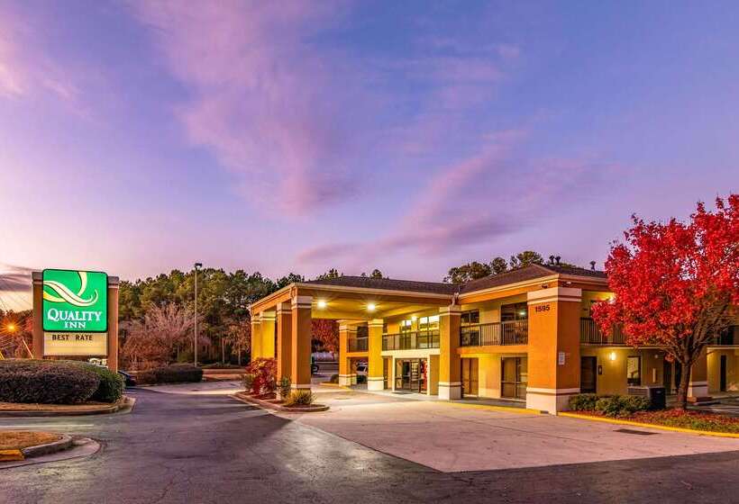 فندق Quality Inn