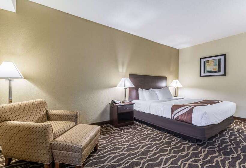 בית מלון כפרי Quality Inn & Suites Southport