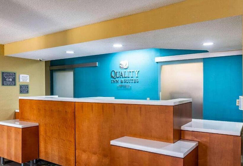 فندق Quality Inn & Suites Southport