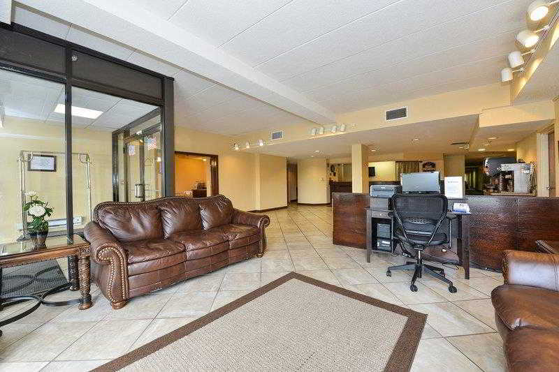 בית מלון כפרי Quality Inn & Suites Southport