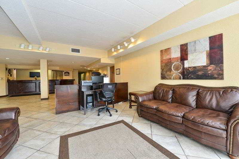 בית מלון כפרי Quality Inn & Suites Southport