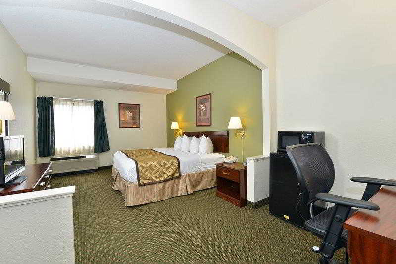 בית מלון כפרי Quality Inn & Suites Southport